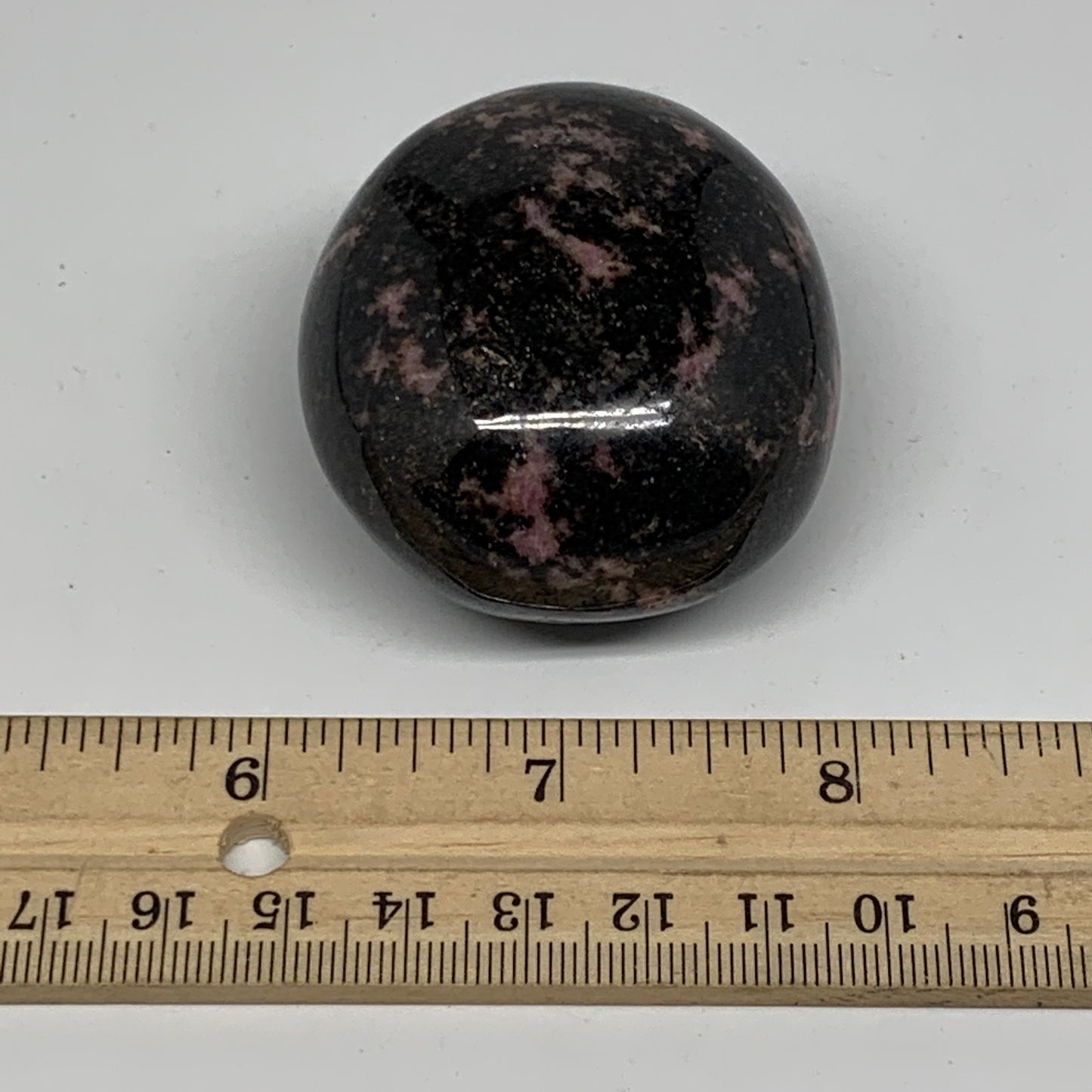 164.4g, 2.2"x1.9"x1.4", Rhodonite Palm-Stone Polished Reiki Madagascar,B12112