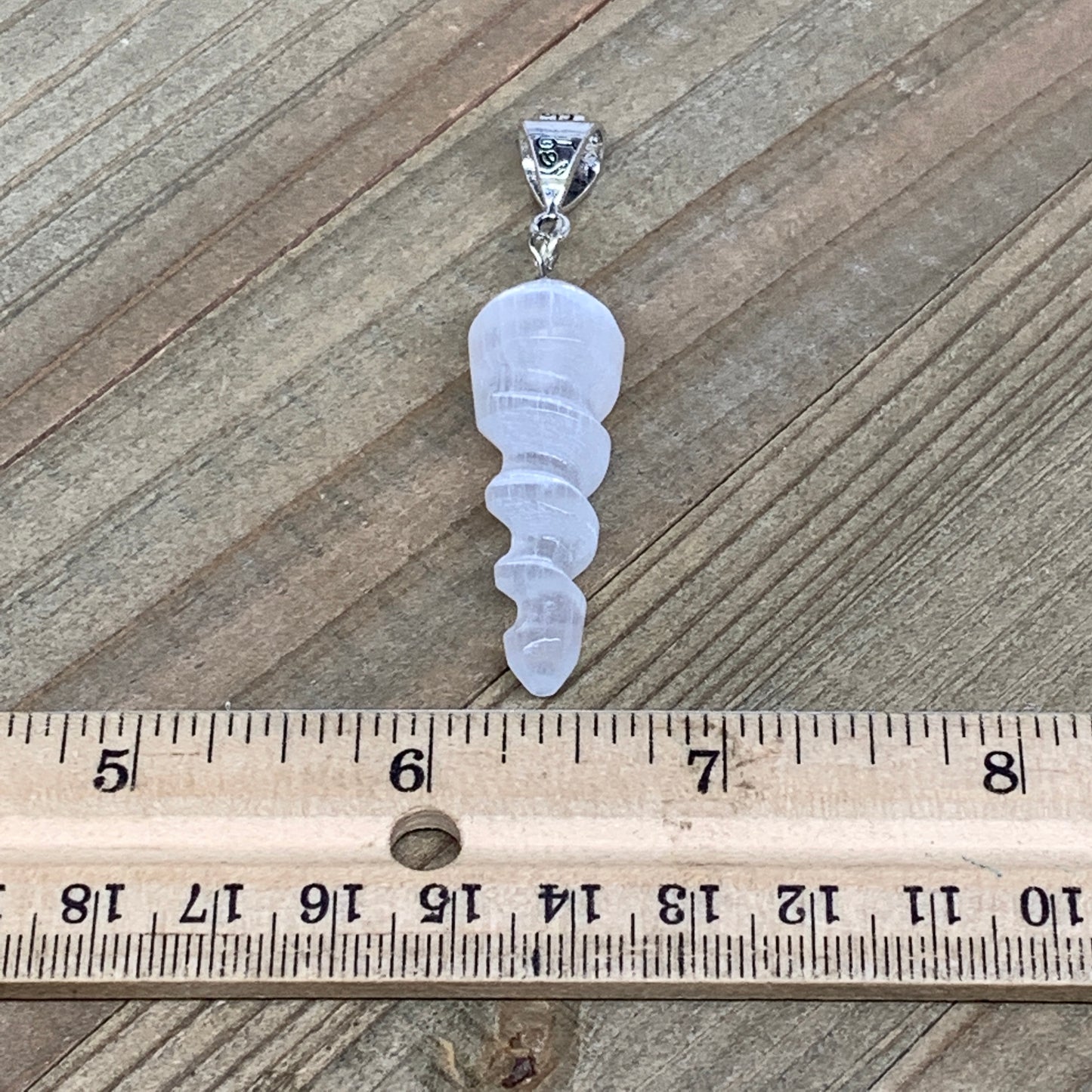 1pc, 7-9g, 1.6"-1.7" Selenite Pendant Spiral Flame Polished from Morocco,F501