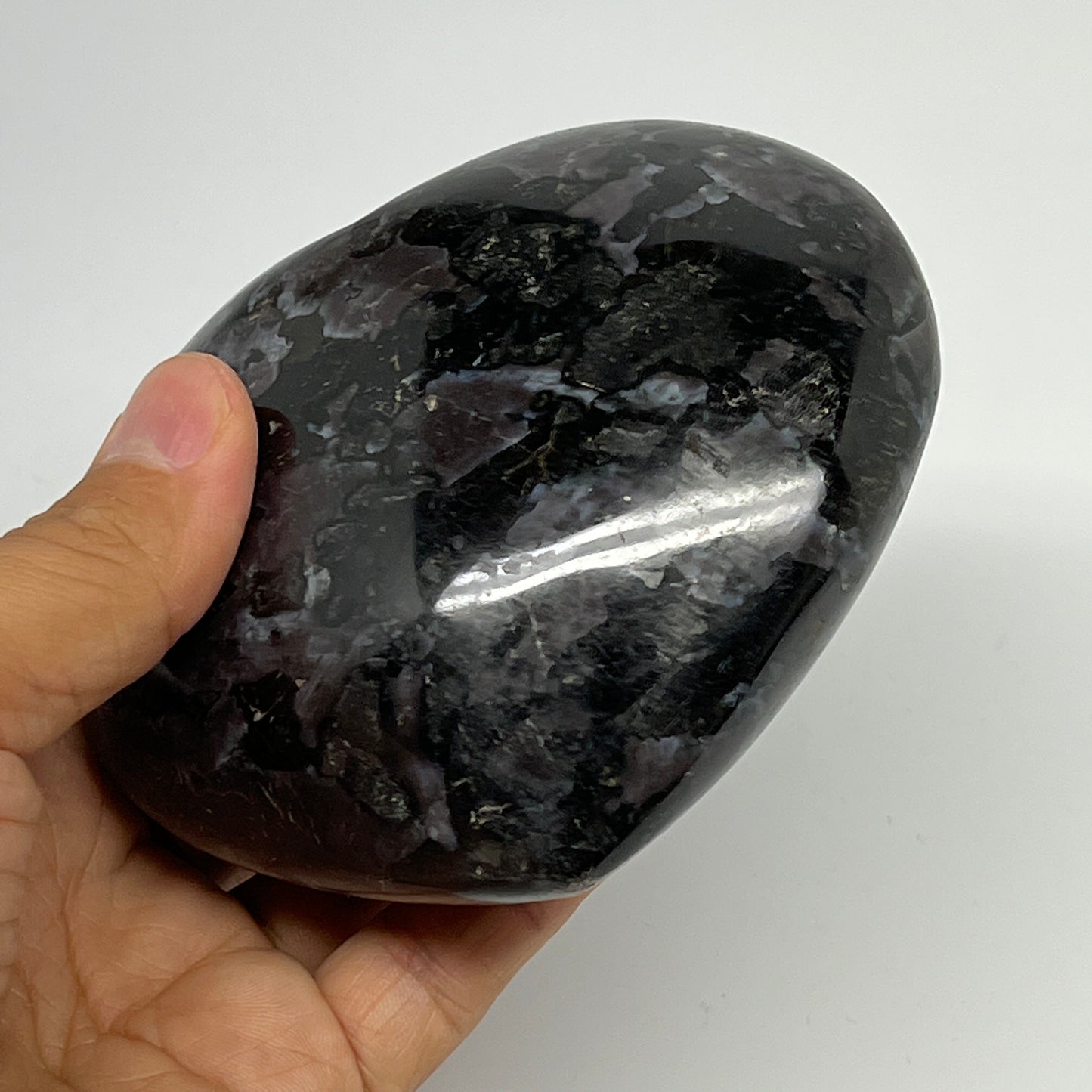 630g,3.5"x4.1"x1.8" Indigo Gabro Merlinite Heart Gemstone @Madagascar, B19968