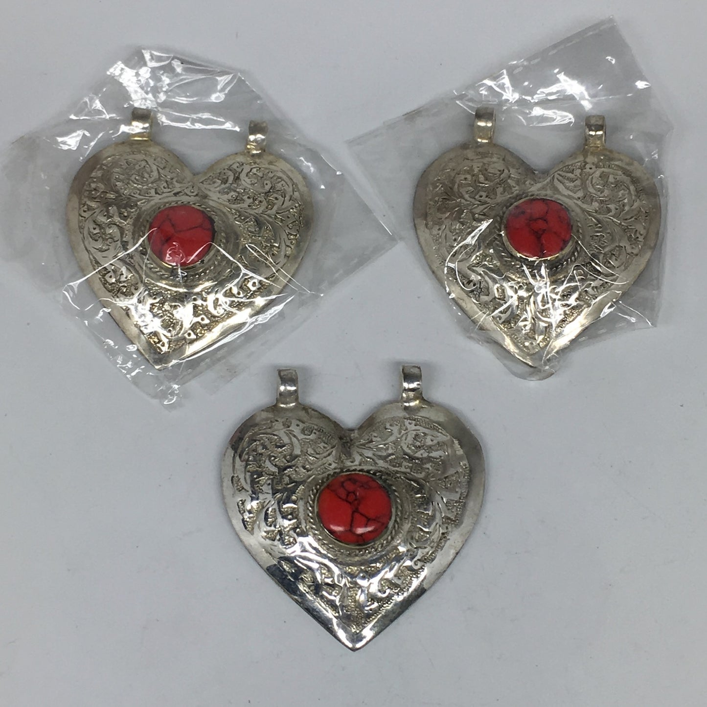 1pc,2.3"x2.1"x0.5",Turkmen Pendant Red Coral Inlay Heart Shape Statement, TN591