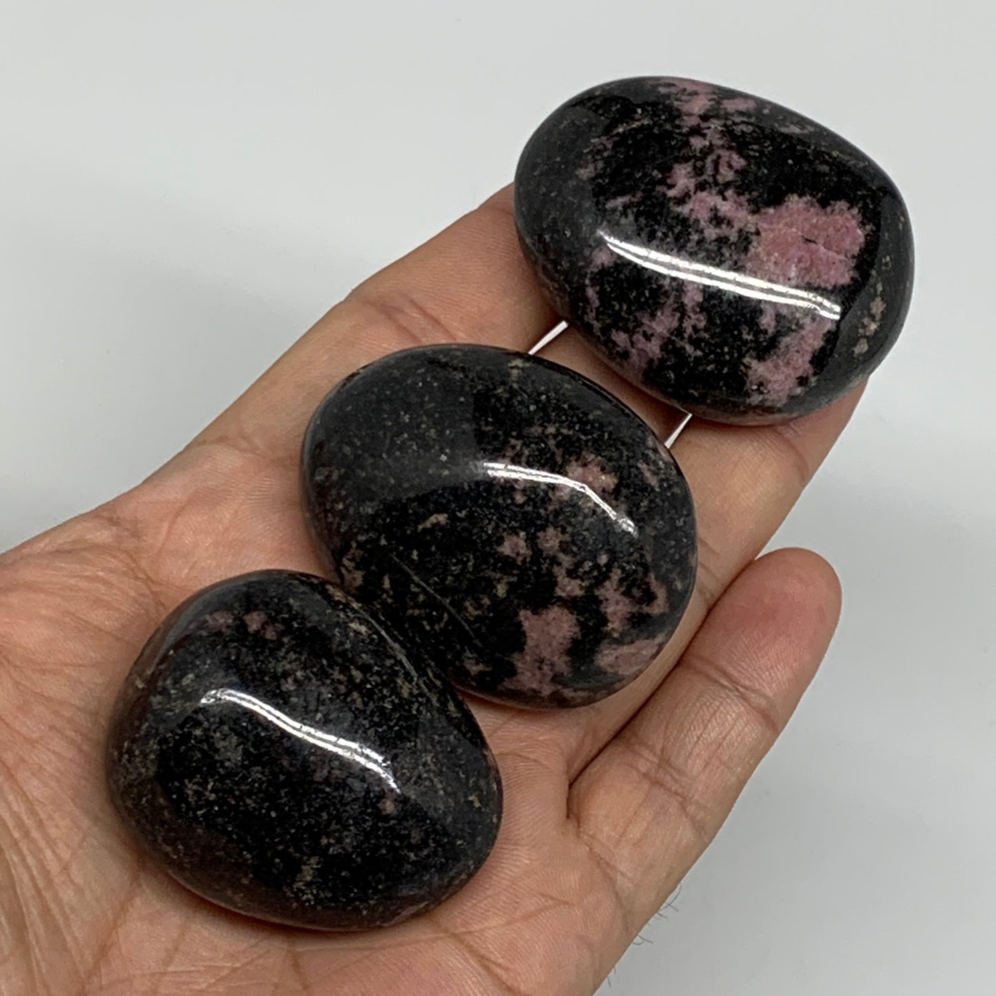 227.6g, 1.7" - 1.9",3pcs, Rhodonite Palm-Stone Polished Reiki Madagascar,B12137