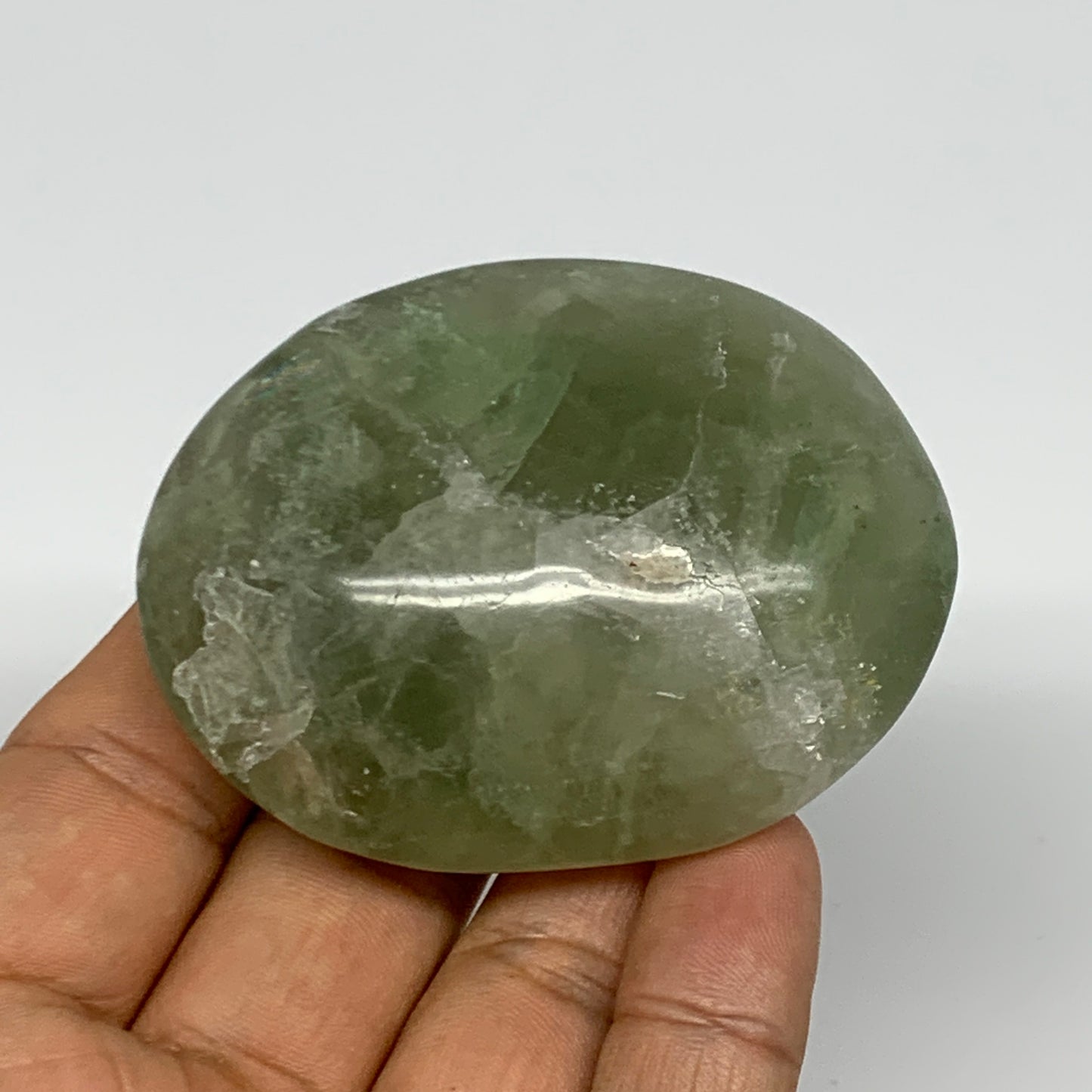 132.6g,2.5"x1.9"x1", Natural Fluorite Palm-Stone Polished Reiki @Madagascar, B17