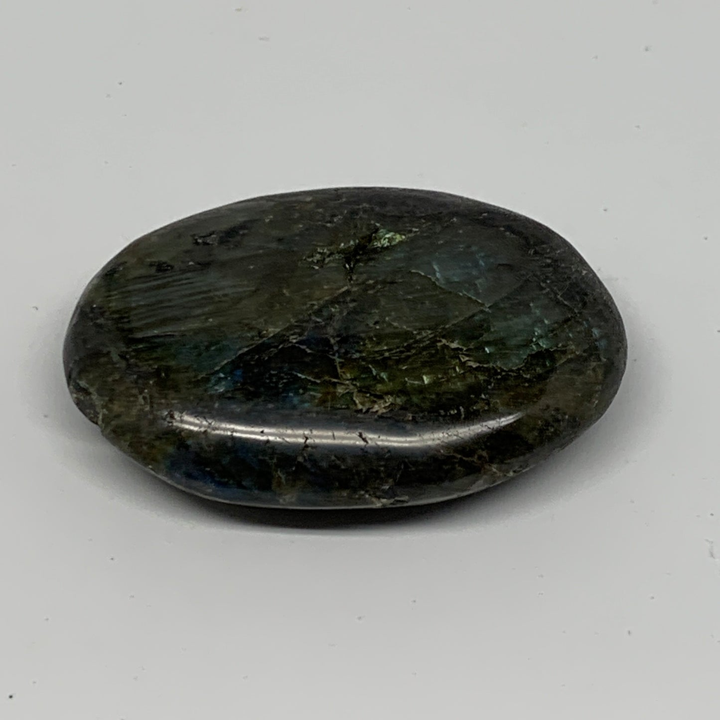 109.7g,2.8"x2"x0.7", Labradorite Palm-stone Polished Reiki @Madagascar,B17791