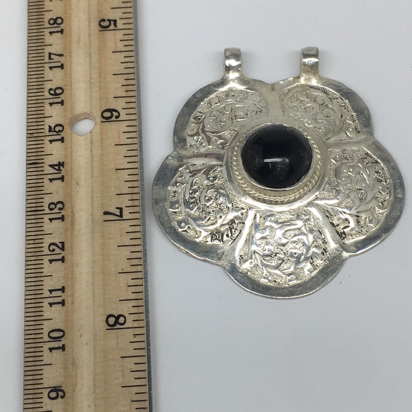 1pc,2.5"x2.3"x0.6",Turkmen Pendant Black Carnelian Flower Shape Statement,TN650