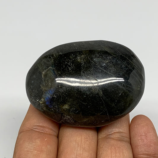 93.5g,2.3"x1.7"x1", Labradorite Palm-stone Polished Reiki @Madagascar,B17803