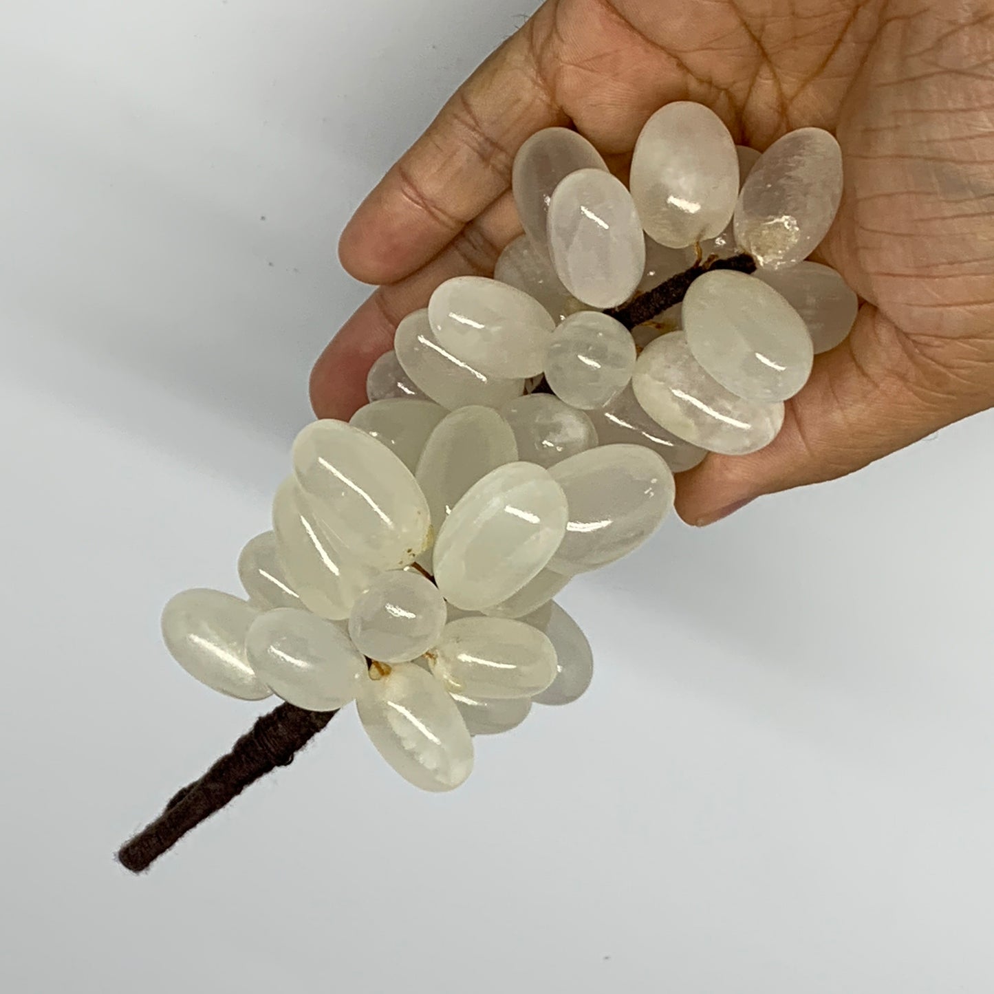 325.4g, 6"x3.2" White Onyx Grape Bunch Stone Marble Decor @Afghanistan,B26608