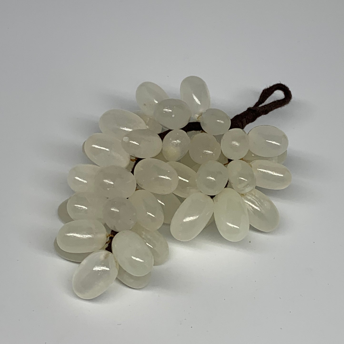 325.4g, 6"x3.2" White Onyx Grape Bunch Stone Marble Decor @Afghanistan,B26608