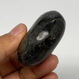 111.8g,2.1"x1.7"x1", Labradorite Palm-stone Tumbled Reiki @Madagascar,B17814
