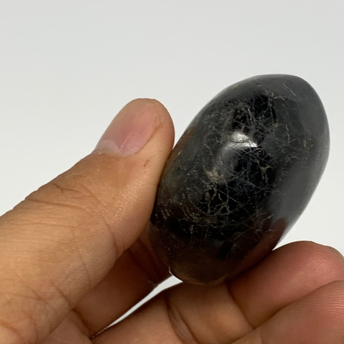 111.8g,2.1"x1.7"x1", Labradorite Palm-stone Tumbled Reiki @Madagascar,B17814