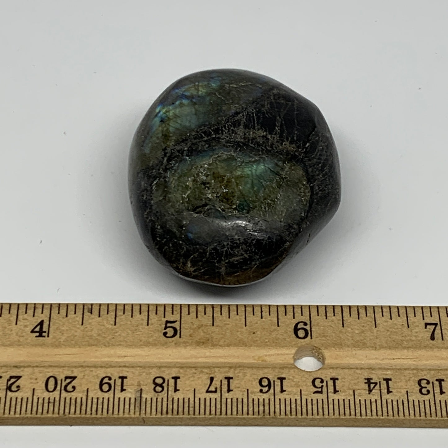 111.8g,2.1"x1.7"x1", Labradorite Palm-stone Tumbled Reiki @Madagascar,B17814