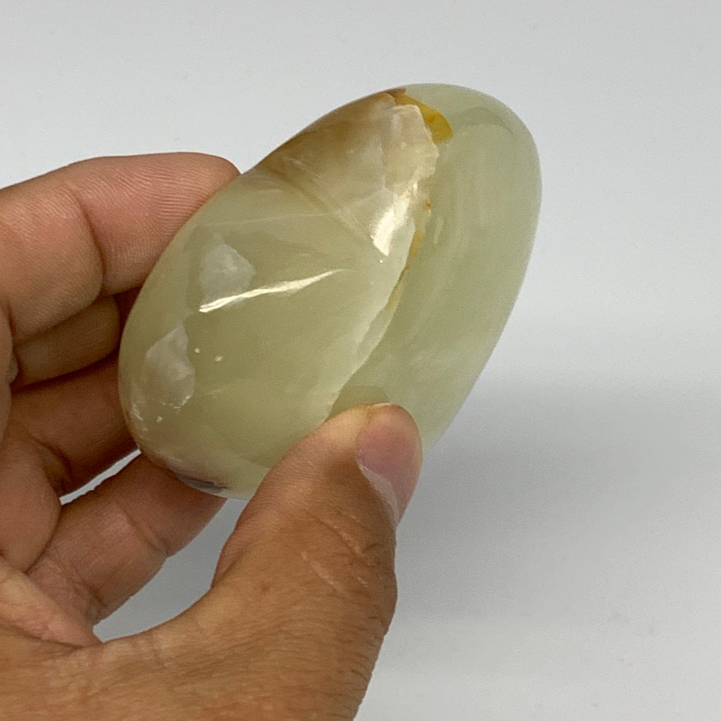 154.7g, 2.4"x2.6"x1.1" Natural Green Onyx Heart Polished Healing Crystal, B26620