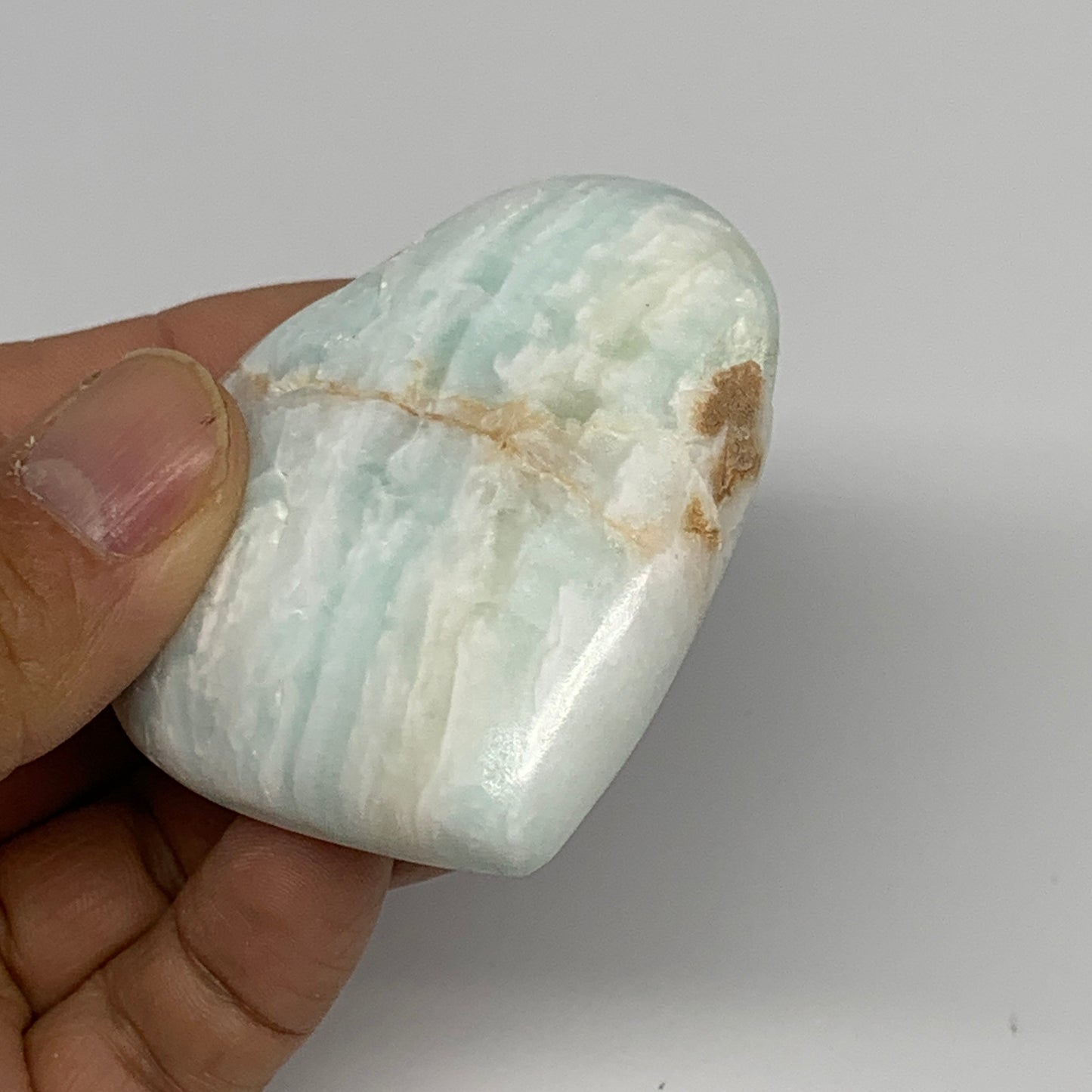 106.4g, 2.2"x2.4"x1" Caribbean Calcite Heart Gemstones @Afghanistan,B26228