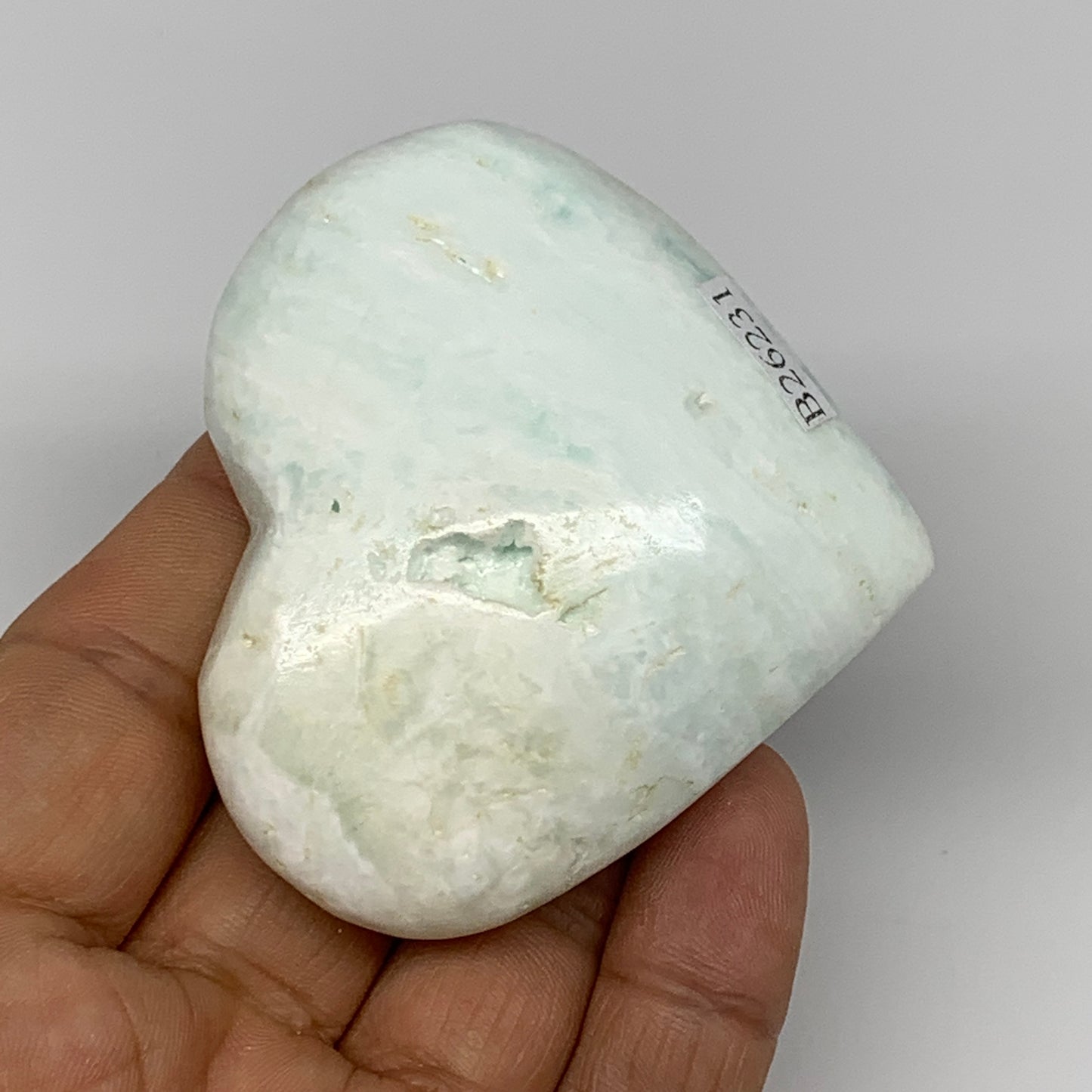 117.5g, 2.2"x2.6"x1" Caribbean Calcite Heart Gemstones @Afghanistan,B26231