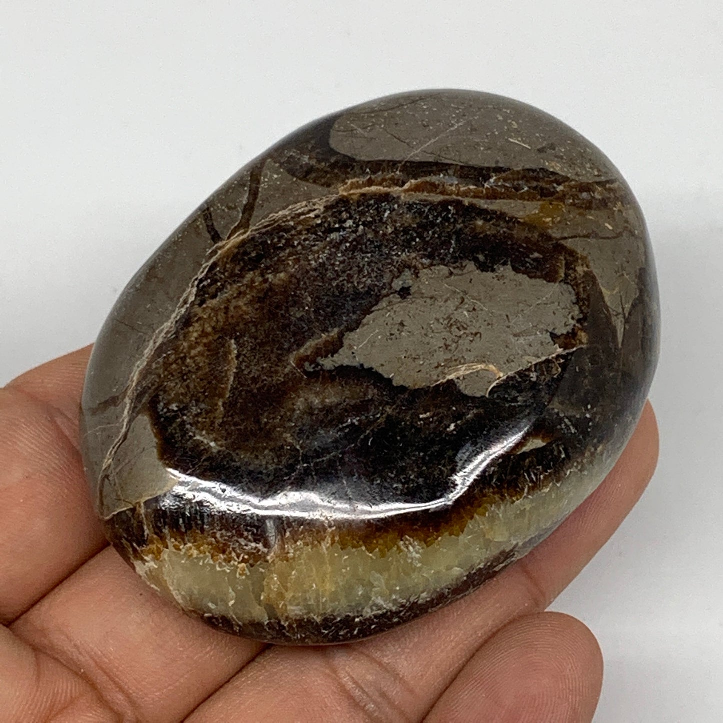107.6g,2.5"x1.9"x0.9" Septarian Nodule Palm-Stone Polished Reiki Madagascar,B513