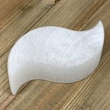 1pc, 410-450g, 5.2"x2.3"x1.6" White Selenite Candle Holder Wave Shape from Moroc