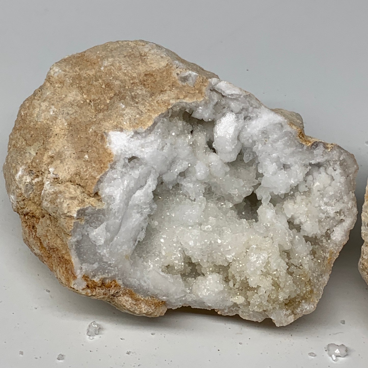 1.93Lbs,5.5"x3.8"x2.7", 1 Pair, Natural Quartz Geodes Sculpture @Morocco,B10534