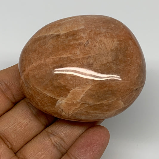140.9g,2.4"x2.1"x1.2", Peach Moonstone Palm-Stone Polished Reiki Crystal, B15500