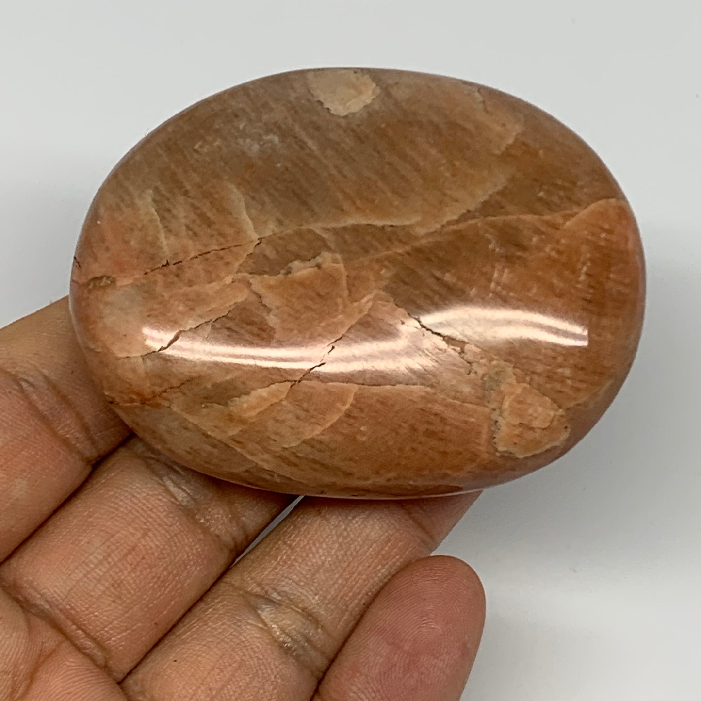 108.4g,2.5"x2"x0.9", Peach Moonstone Palm-Stone Polished Reiki Crystal, B15530