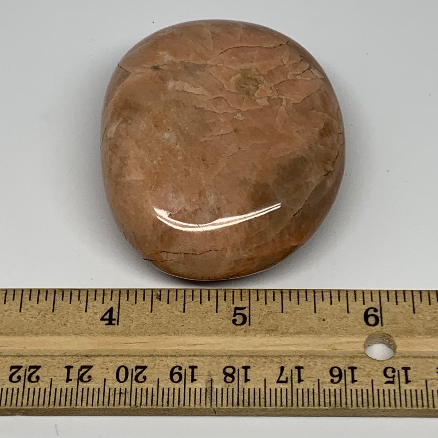 108.4g,2.5"x2"x0.9", Peach Moonstone Palm-Stone Polished Reiki Crystal, B15530