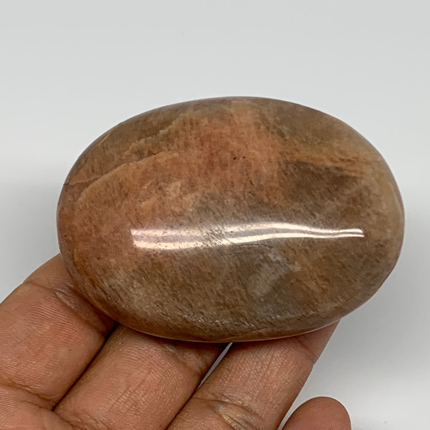 111.3g,2.6"x1.9"x1", Peach Moonstone Palm-Stone Polished Reiki Crystal, B15541