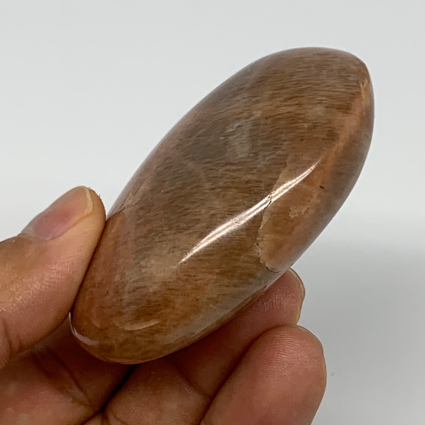 111.3g,2.6"x1.9"x1", Peach Moonstone Palm-Stone Polished Reiki Crystal, B15541