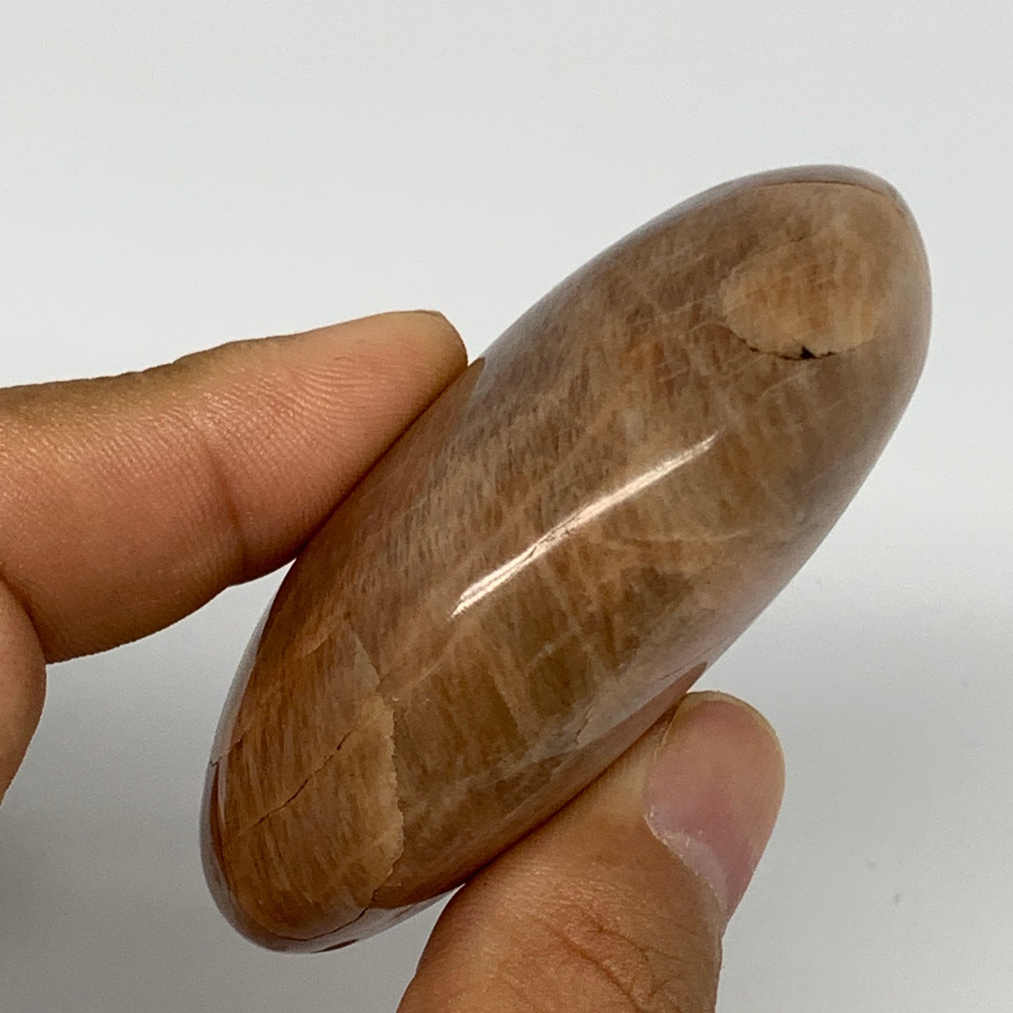 111.3g,2.6"x1.9"x1", Peach Moonstone Palm-Stone Polished Reiki Crystal, B15541