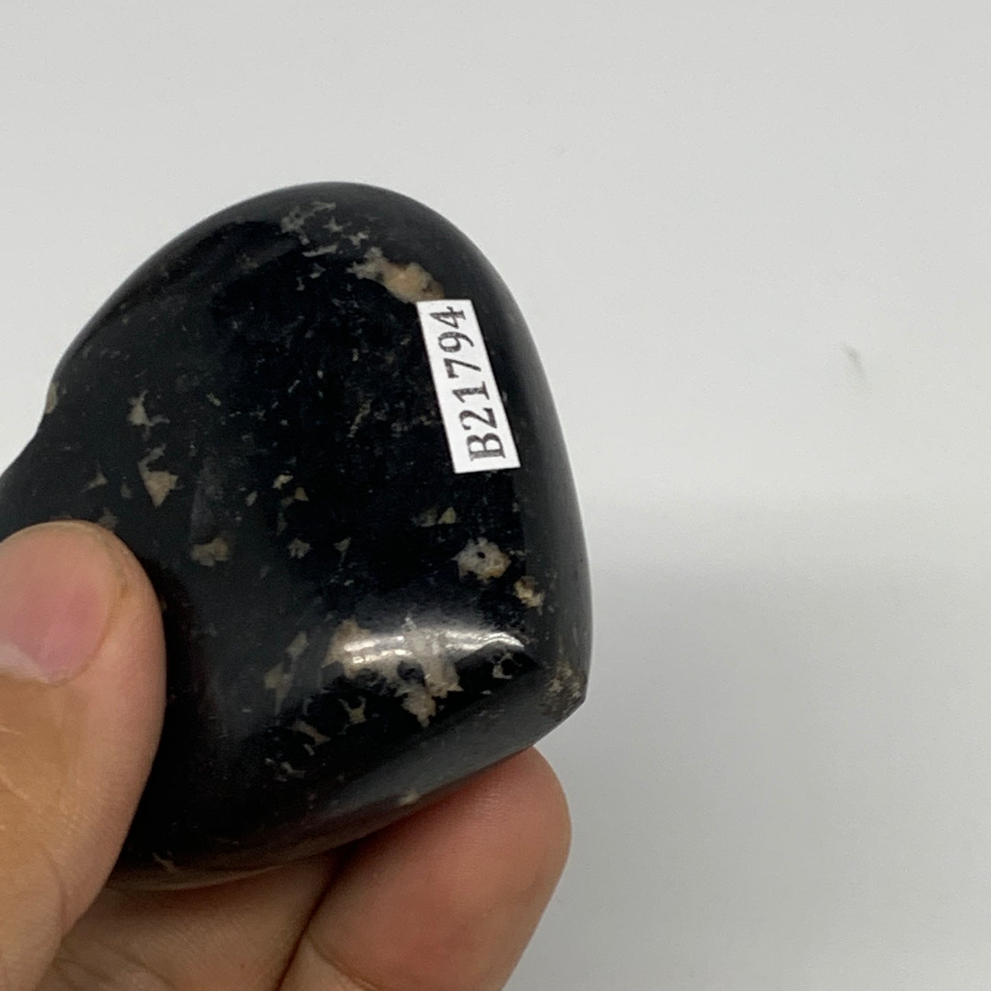 117.2g, 2.1"x2.3"x0.9", Black Tourmaline Heart Polished Crystal Home Decor, B217
