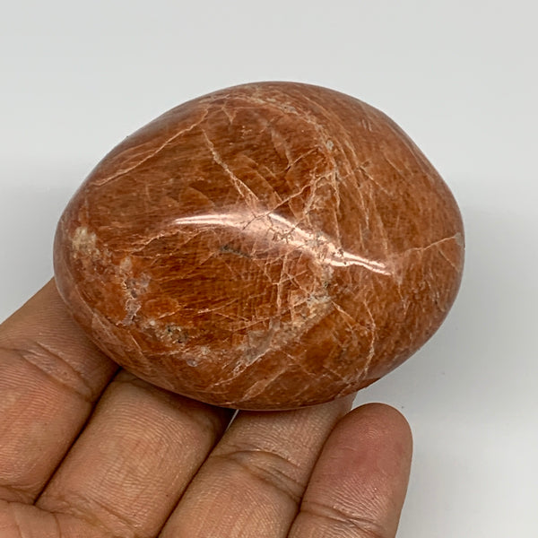 138.9g,2.4"x2"x1.4", Peach Moonstone Palm-Stone Polished Reiki Crystal, B15546