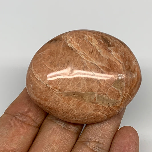 79g,2.2"x1.8"x0.9", Peach Moonstone Palm-Stone Polished Reiki Crystal, B15552