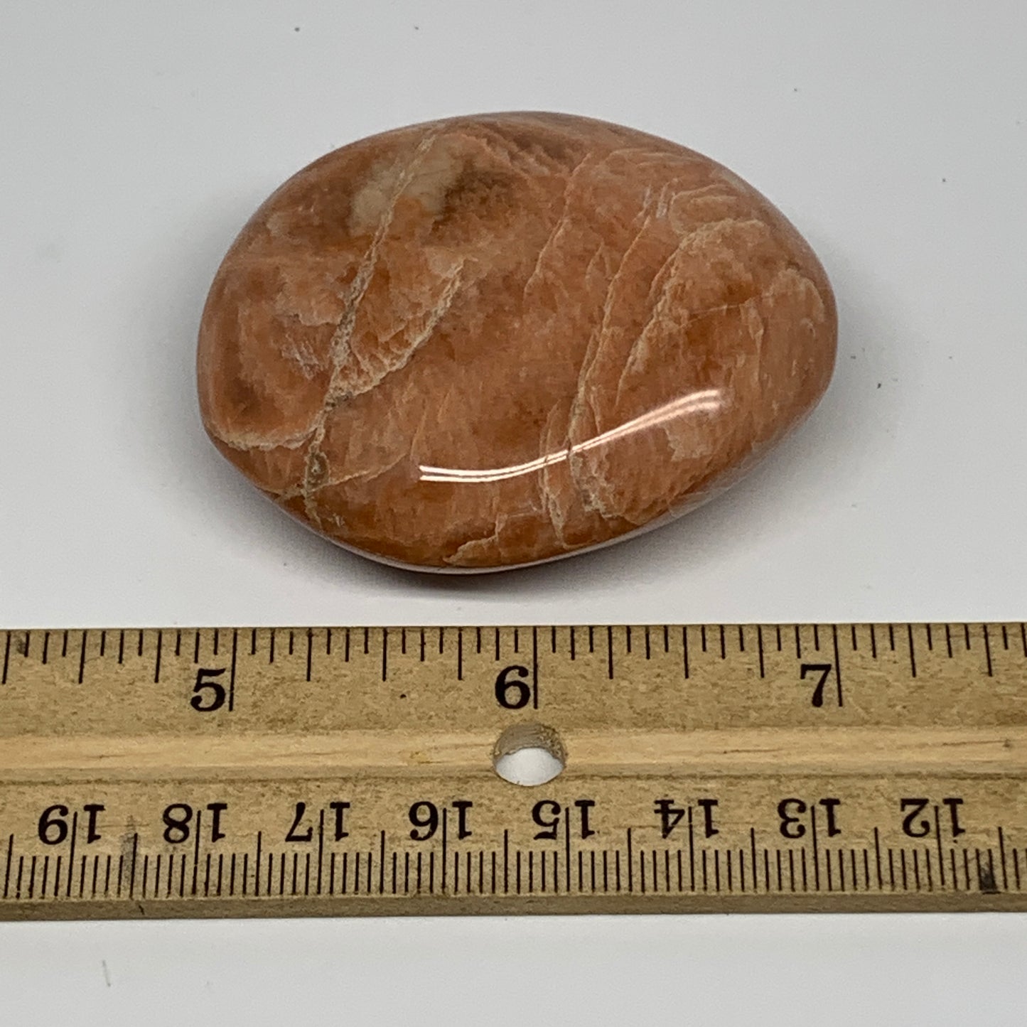 79g,2.2"x1.8"x0.9", Peach Moonstone Palm-Stone Polished Reiki Crystal, B15552