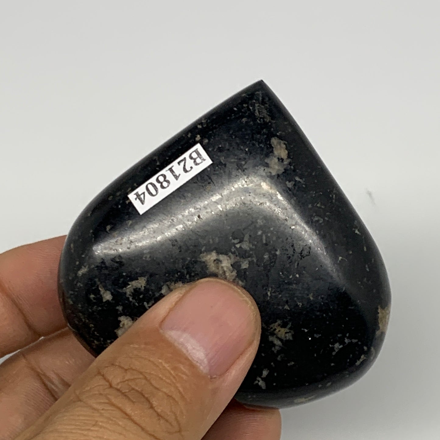 126.7g, 2.2"x2.3"x0.9", Black Tourmaline Heart Polished Crystal Home Decor, B218