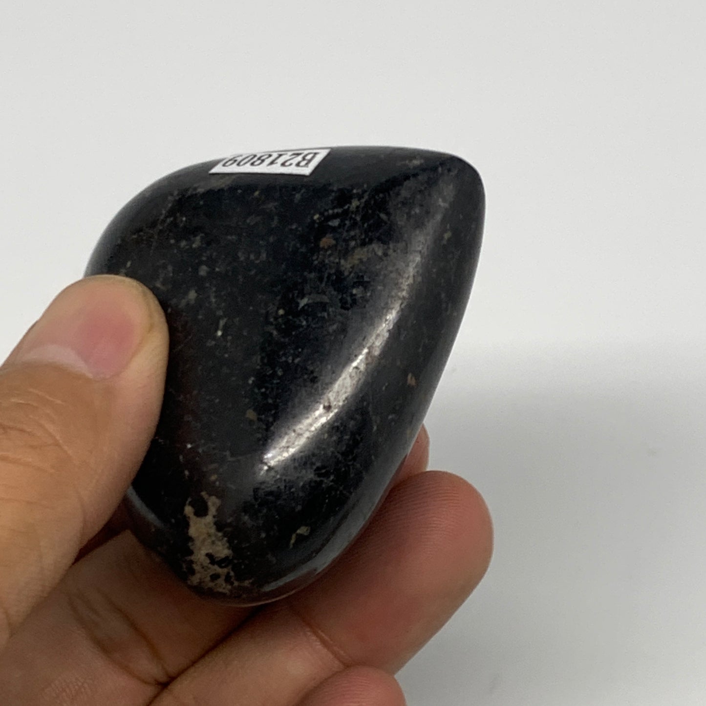 108.4g, 2.1"x2.2"x0.9", Black Tourmaline Heart Polished Crystal Home Decor, B218