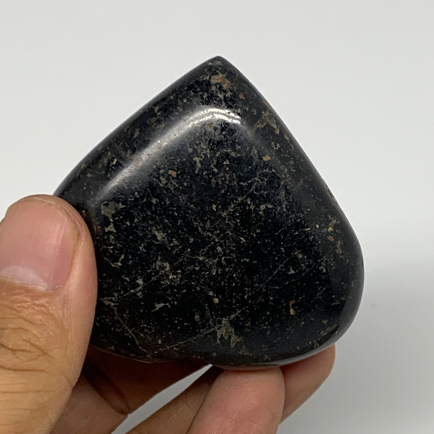 108.4g, 2.1"x2.2"x0.9", Black Tourmaline Heart Polished Crystal Home Decor, B218