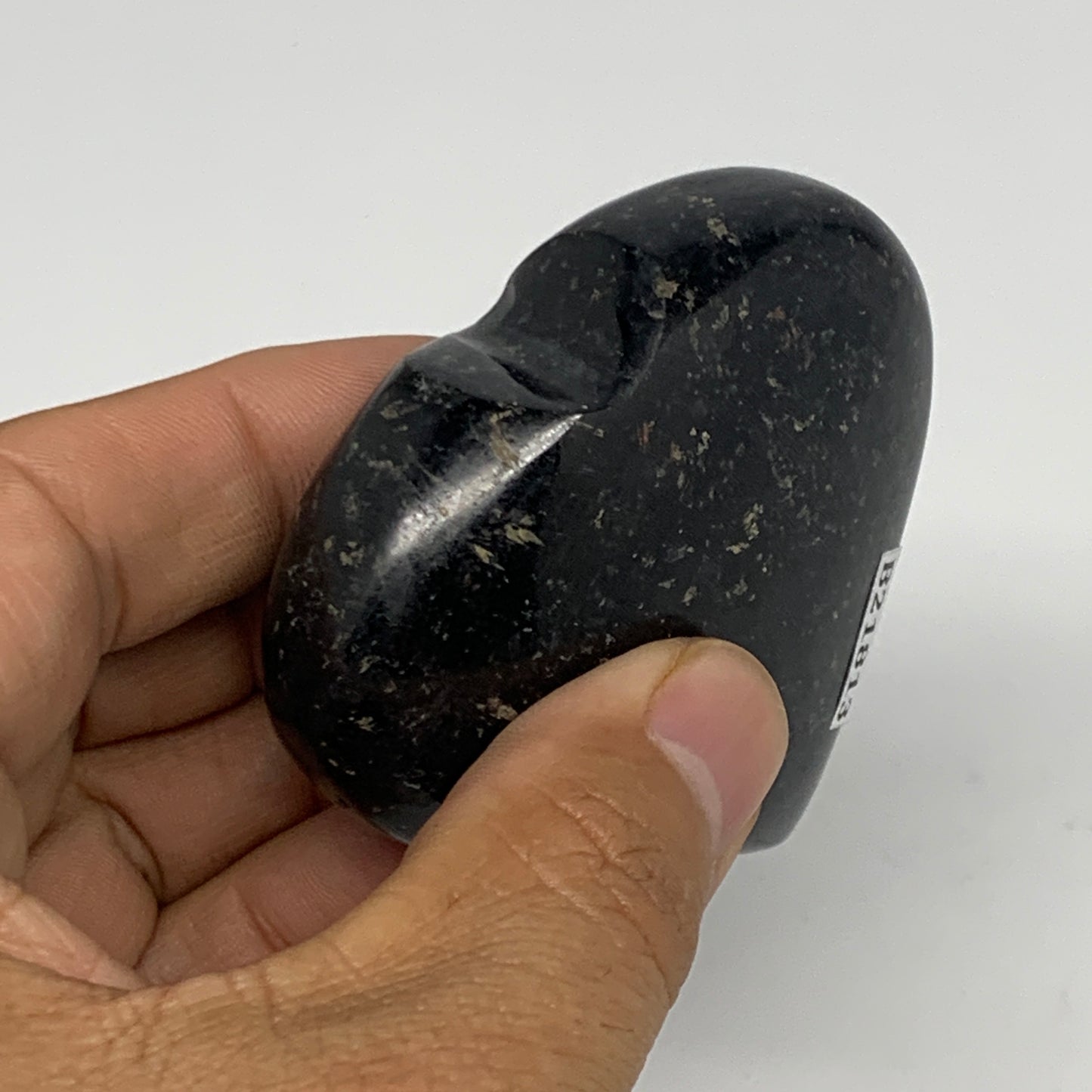 138.8g, 2.2"x2.5"x0.9", Black Tourmaline Heart Polished Crystal Home Decor, B218