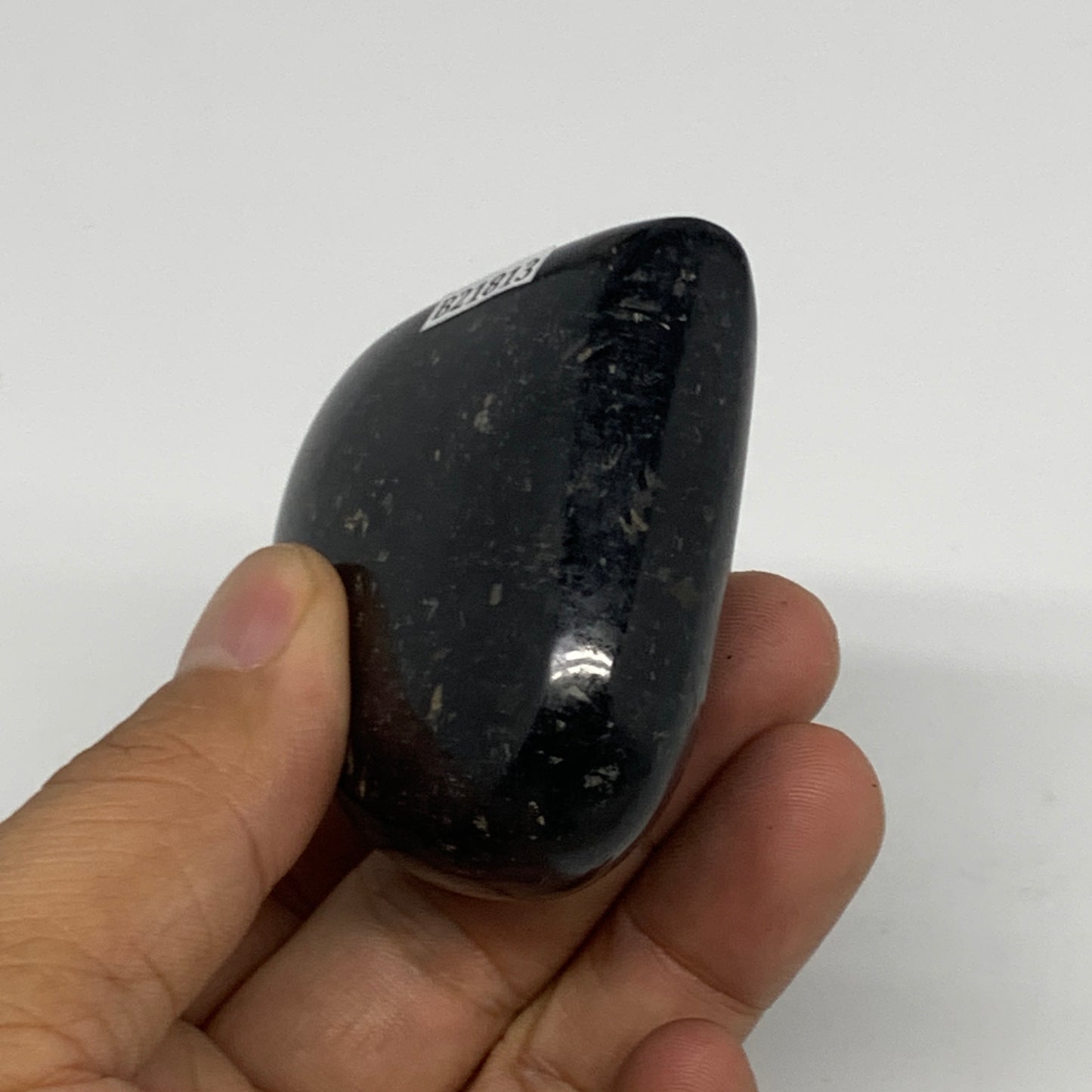138.8g, 2.2"x2.5"x0.9", Black Tourmaline Heart Polished Crystal Home Decor, B218