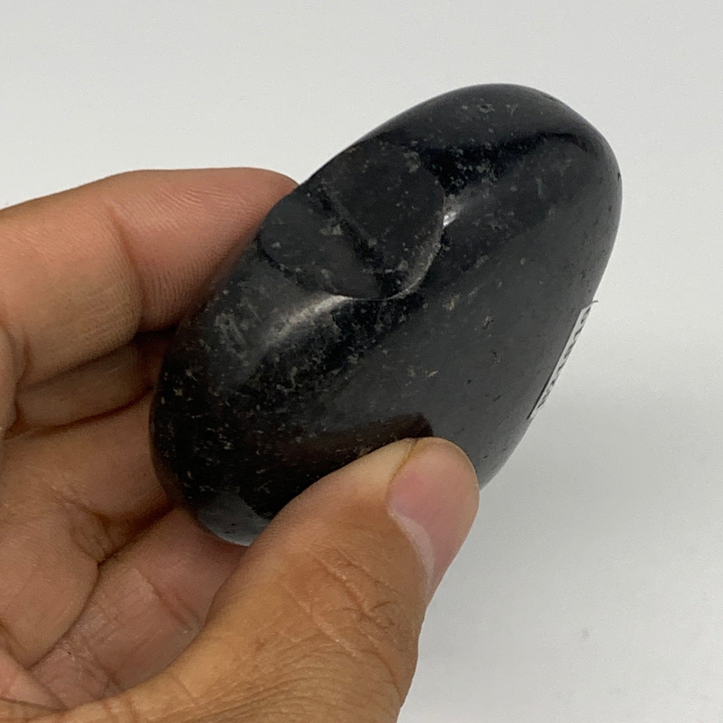 130.5g, 2.3"x2.4"x0.9", Black Tourmaline Heart Polished Crystal Home Decor, B218