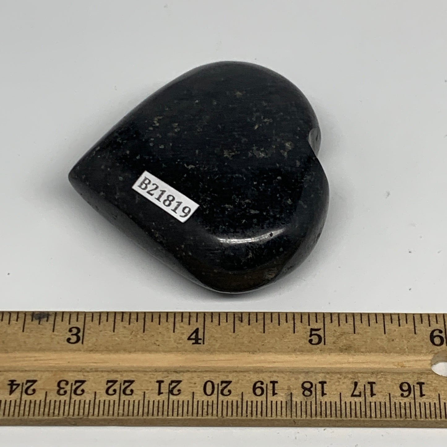 130.5g, 2.3"x2.4"x0.9", Black Tourmaline Heart Polished Crystal Home Decor, B218
