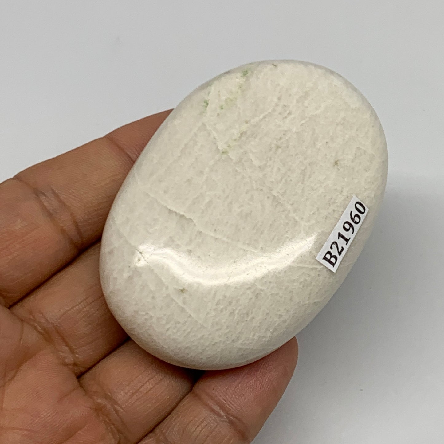 96.2g,2.6"x1.8"x0.8" White Moonstone Crystal Palm-Stone Polished Reiki, B21960