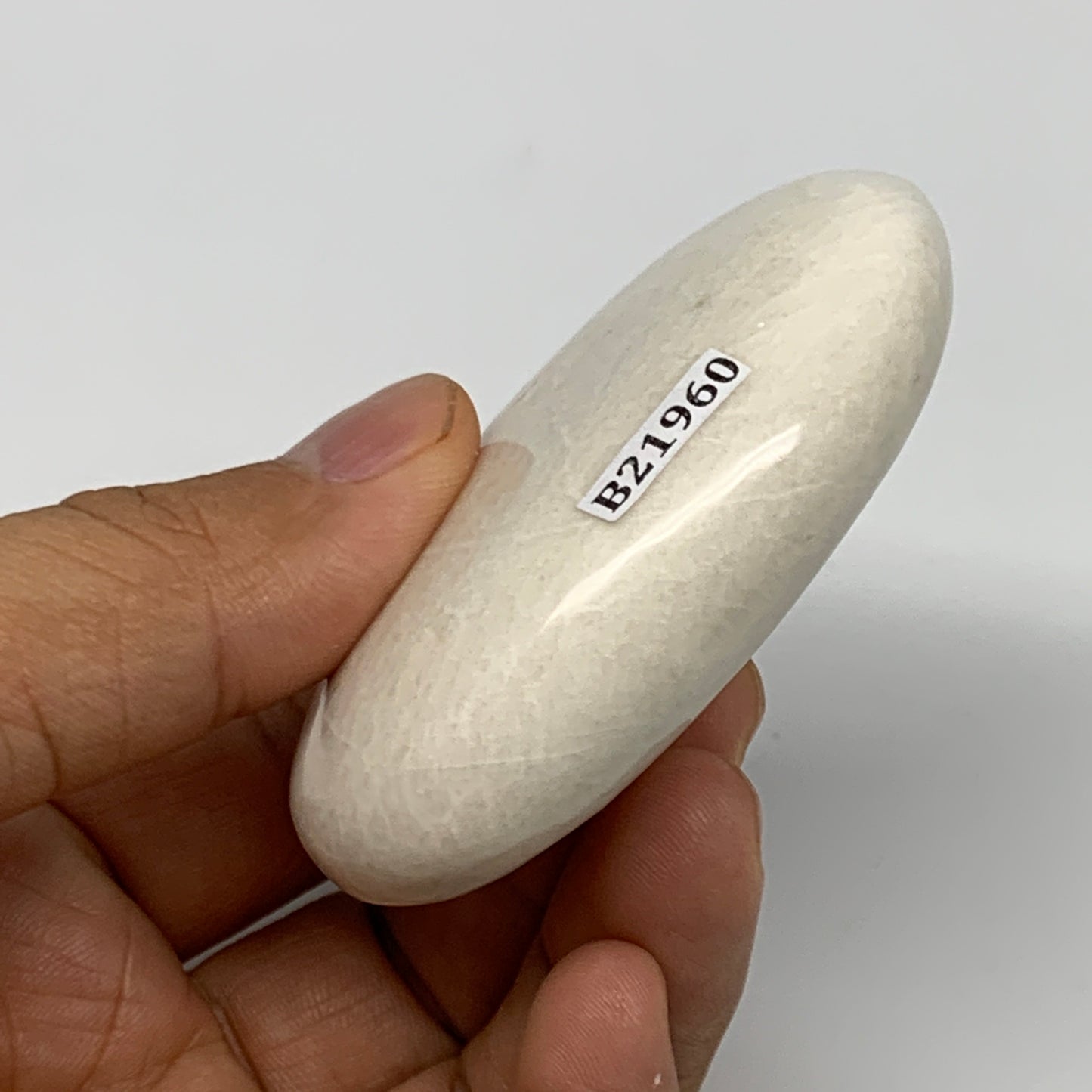 96.2g,2.6"x1.8"x0.8" White Moonstone Crystal Palm-Stone Polished Reiki, B21960