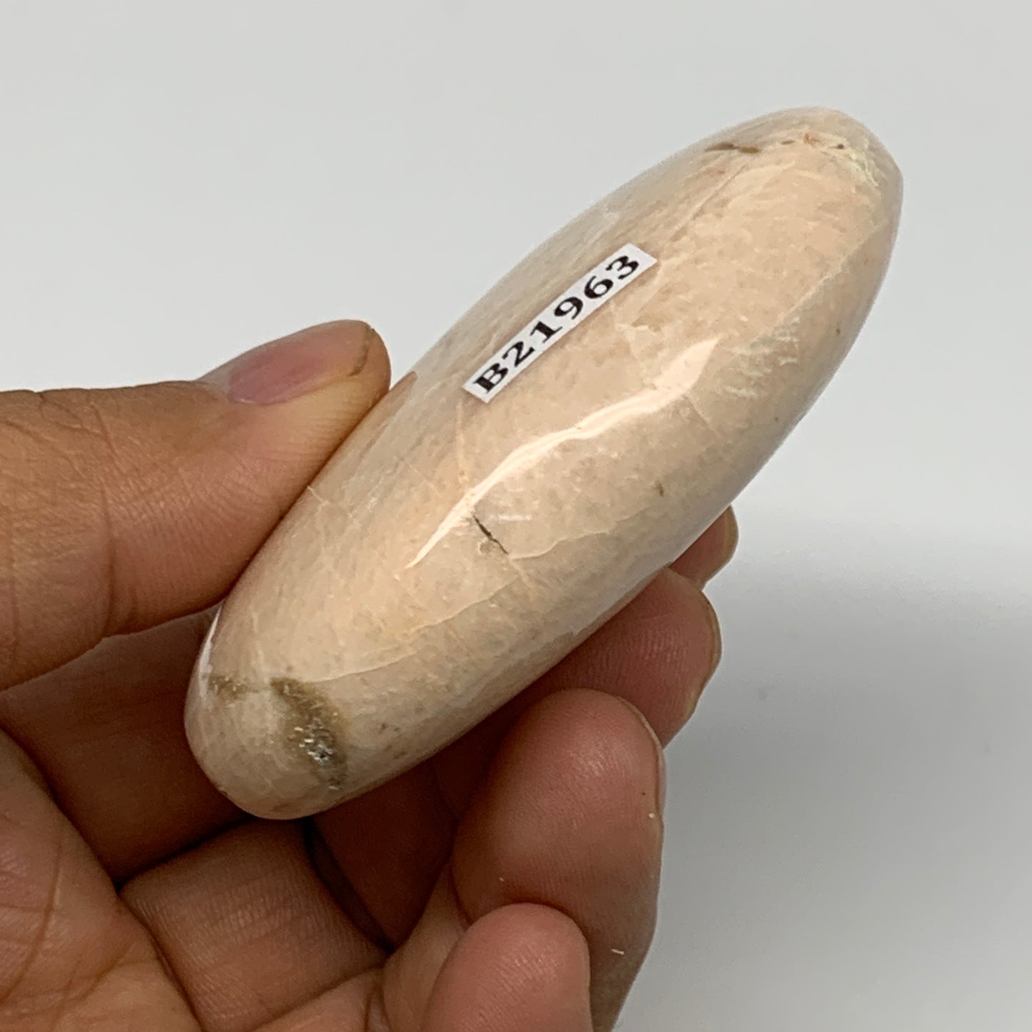 97.1g,2.6"x1.8"x0.9" White Moonstone Crystal Palm-Stone Polished Reiki, B21963