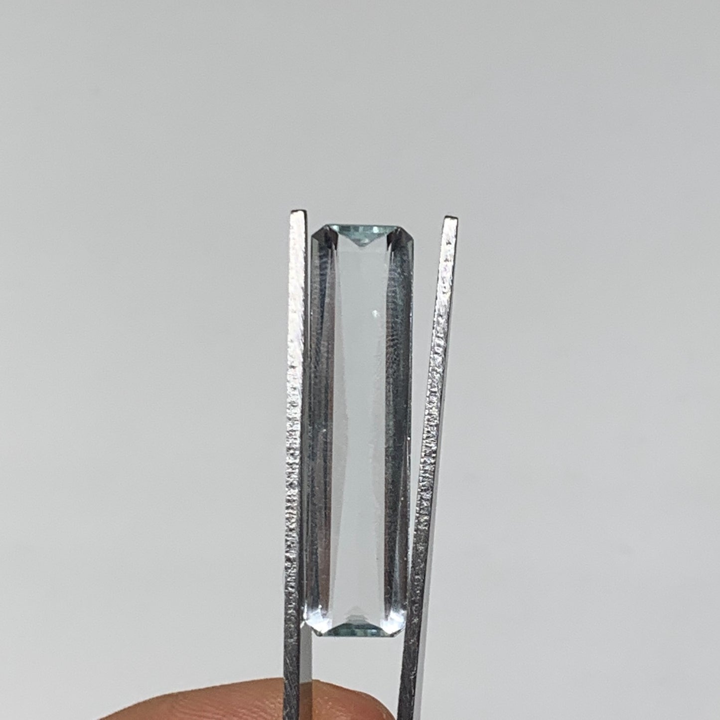 11.67cts, 32mmx8mmx4mm, Aquamarine Crystal Facetted Stone Loose @Pakistan,CTS115