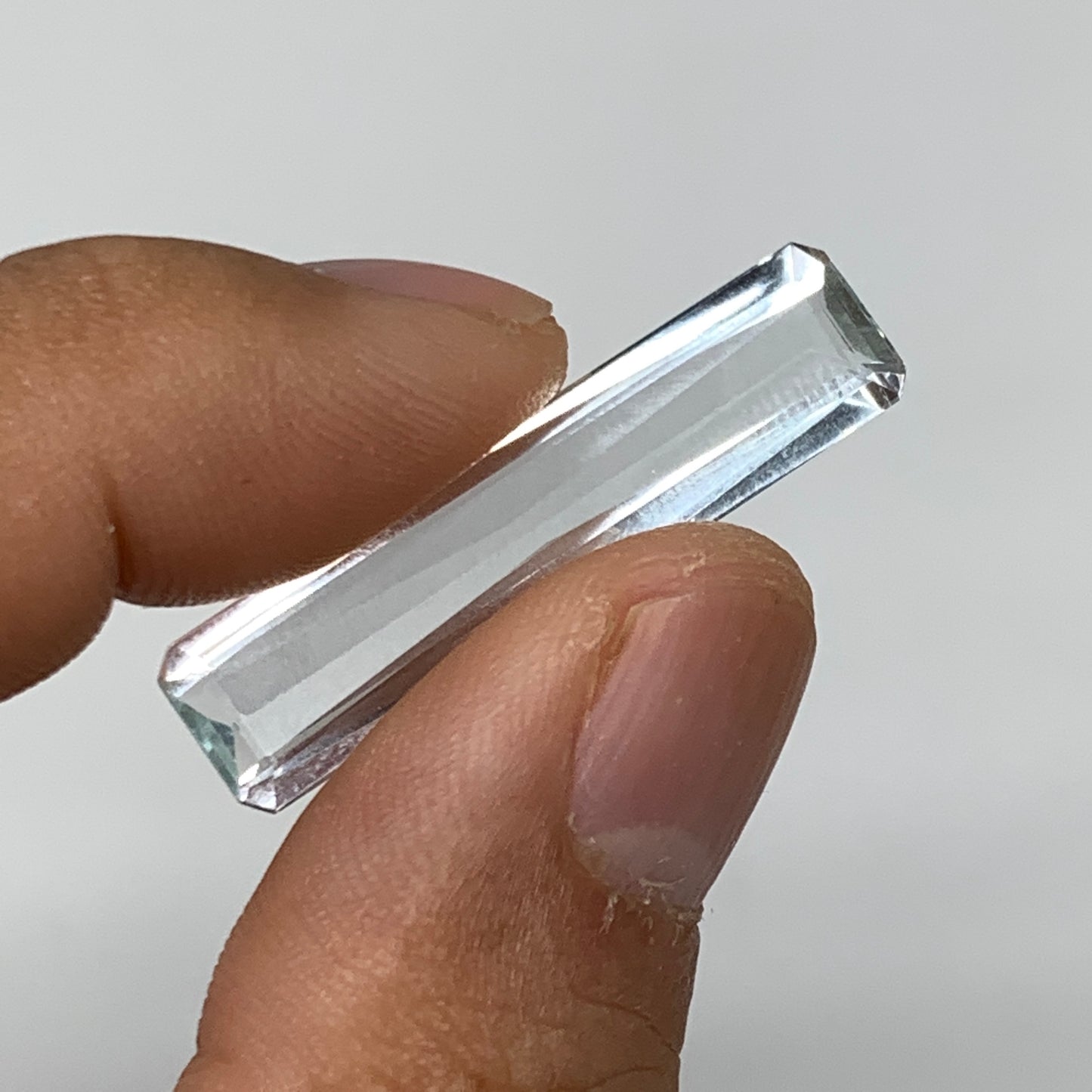 11.67cts, 32mmx8mmx4mm, Aquamarine Crystal Facetted Stone Loose @Pakistan,CTS115