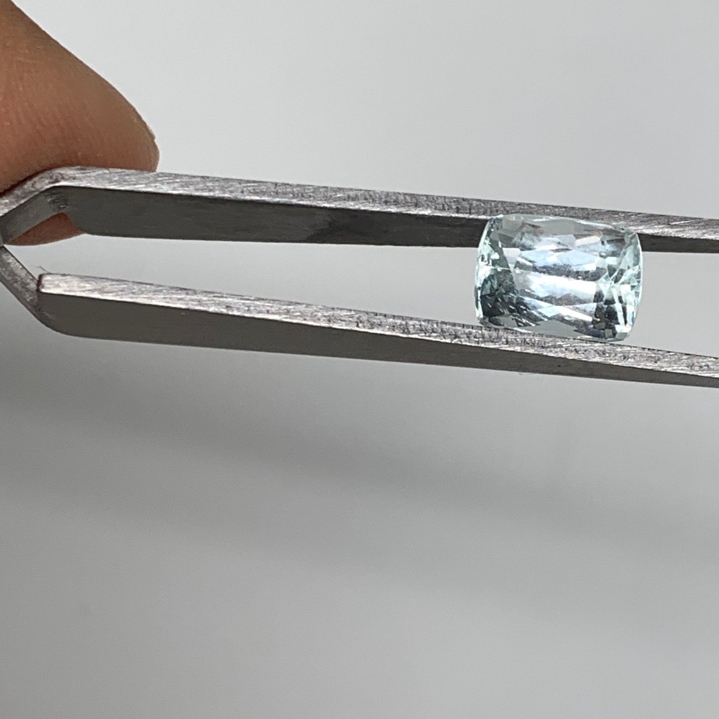 2.88cts, 9mmx6mmx6mm, Aquamarine Crystal Facetted Stone Loose @Pakistan,CTS118