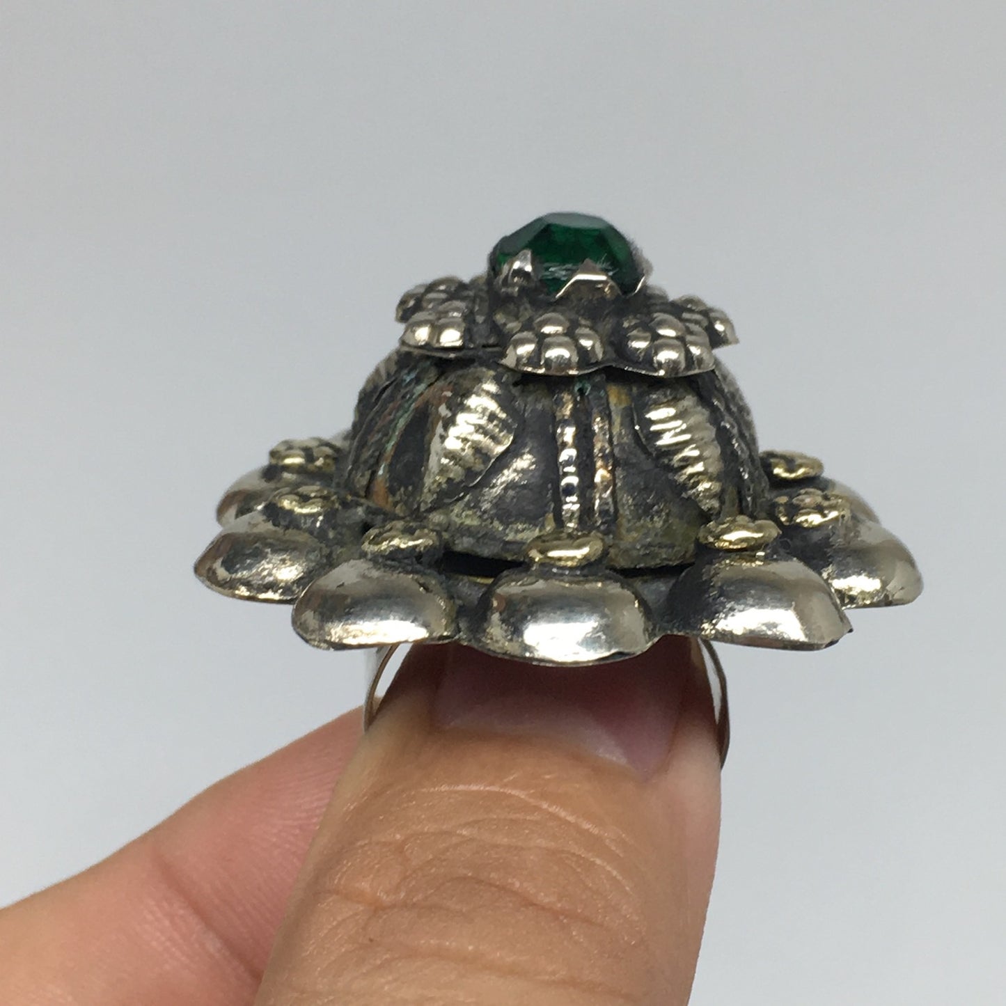 1.6"Antique Tribal Turk/Kuchi Ring Round Green Boho Glass/Plastic,8-9.5,TR196