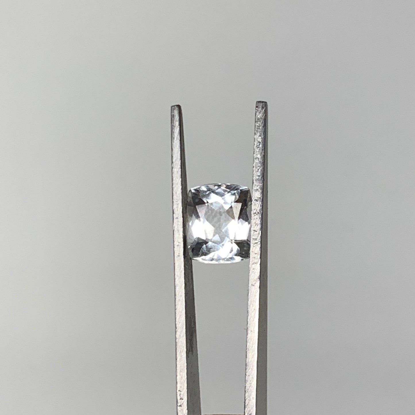 2.3cts, 9mmx7mmx5mm, Aquamarine Crystal Facetted Stone Loose @Pakistan,CTS122