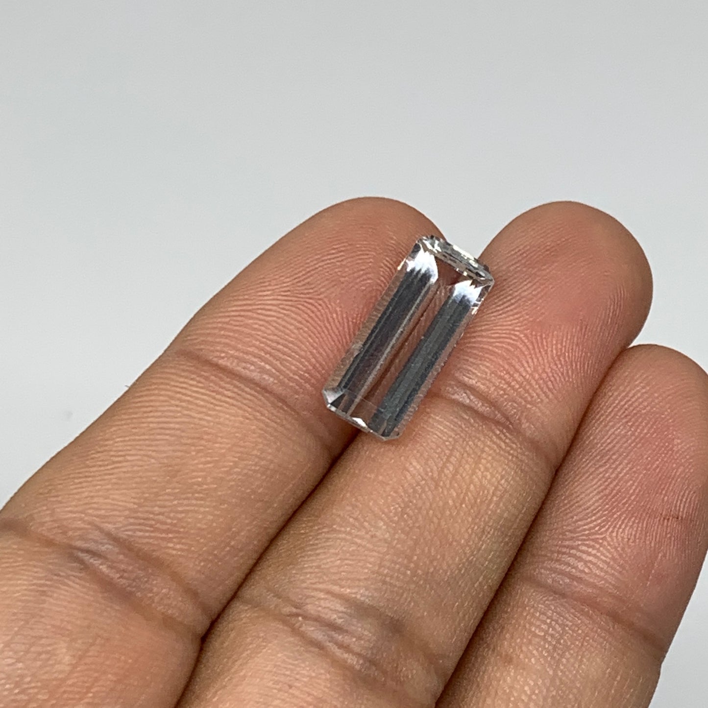 6.23cts, 17mmx7mmx5mm, Aquamarine Crystal Facetted Stone Loose @Pakistan,CTS134