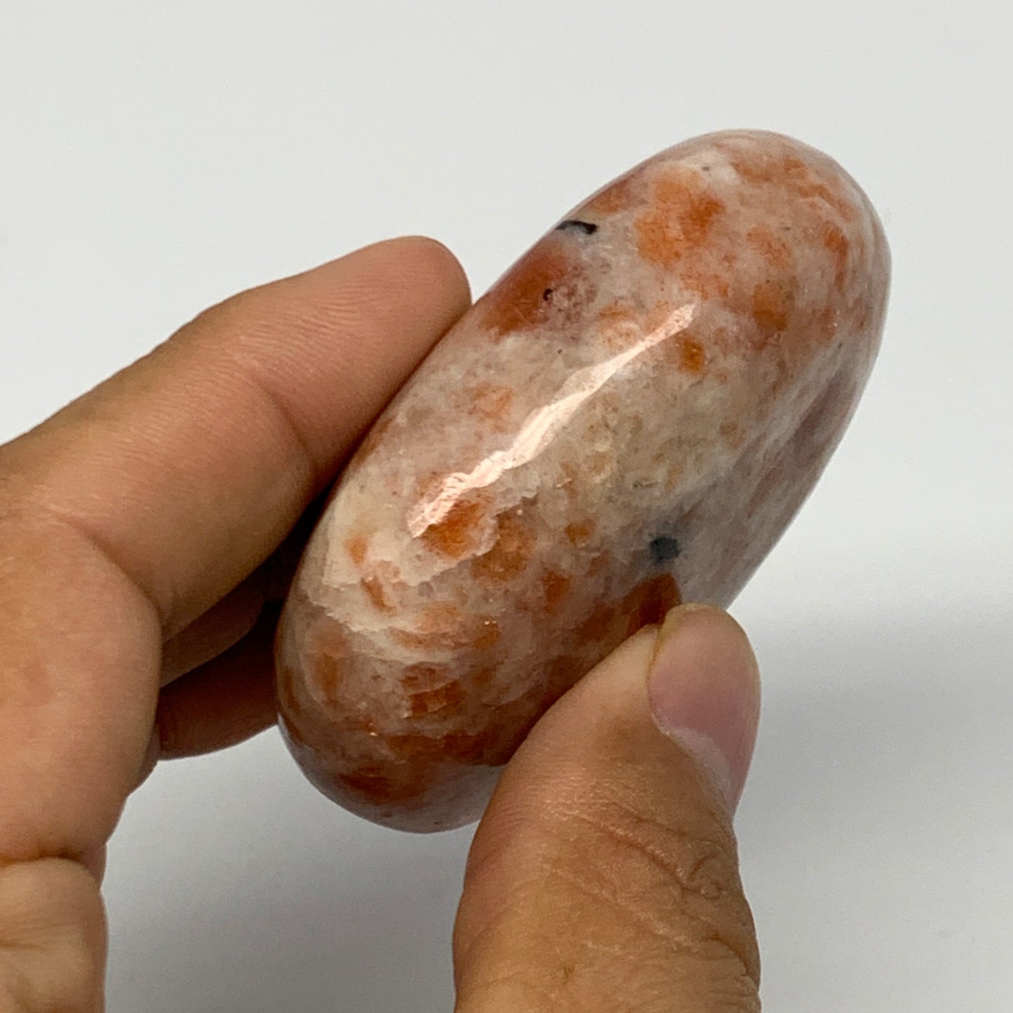 101.1g, 2.4"x1.7"x0.9", Natural Sunstone Palm-Stone Polished from India, B22006
