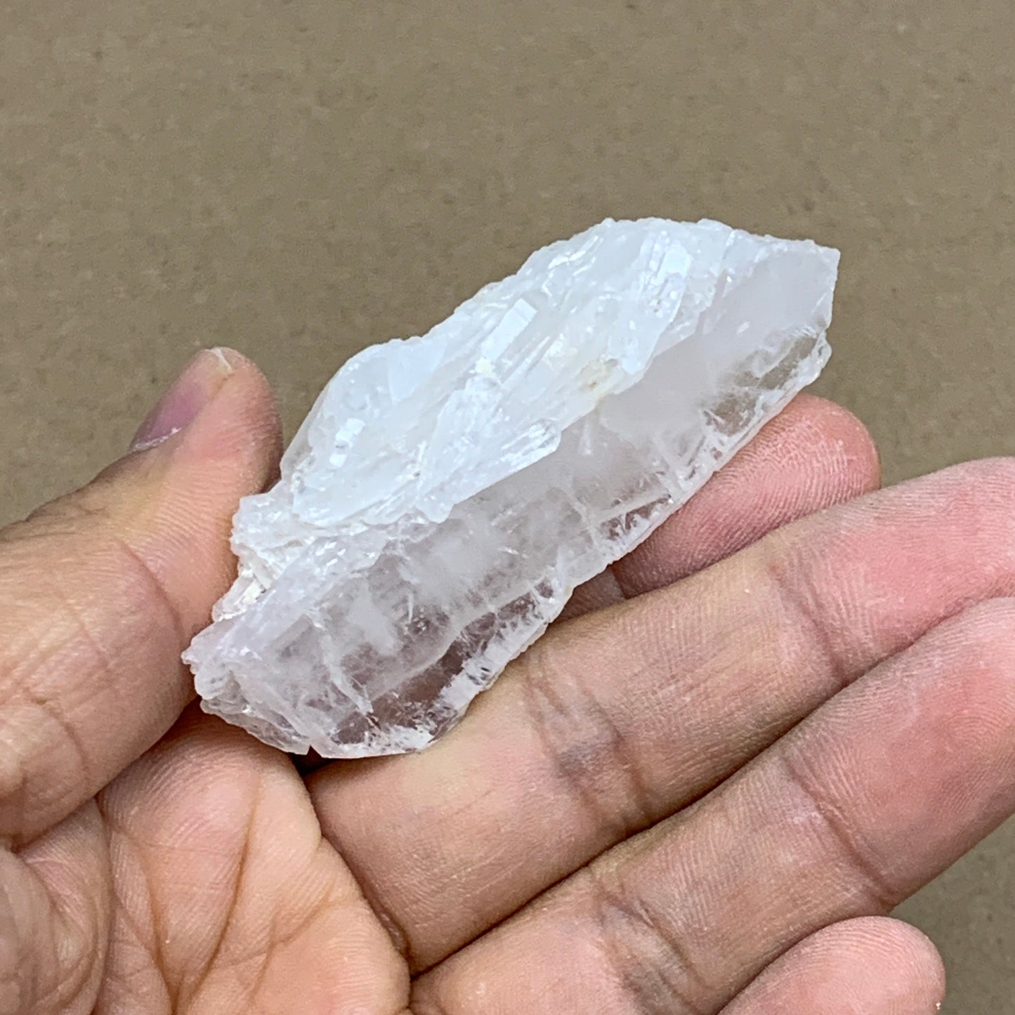 39.4g, 2.5"x1.2"x0.9", Faden Quartz Crystal Mineral,Specimen Terminated, B24900