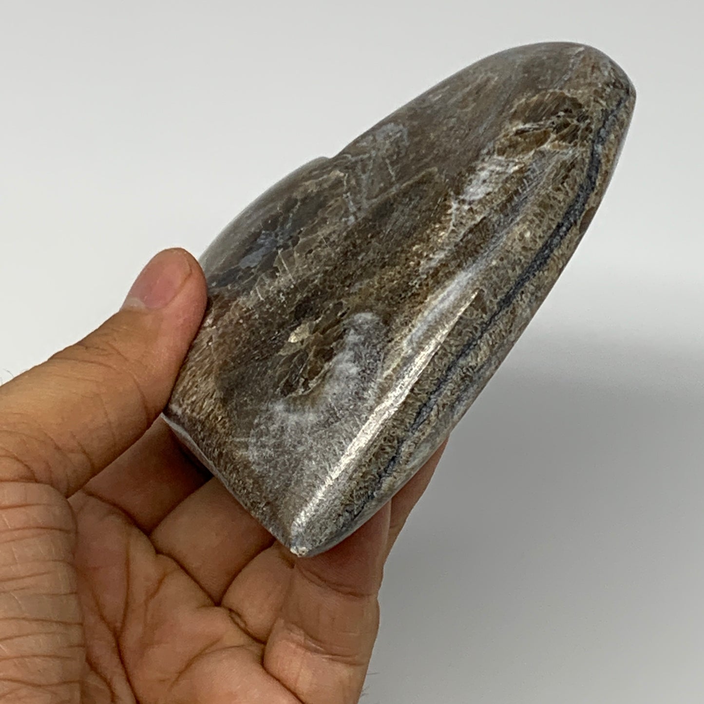 298.2g,4"x4"x0.9" Natural Chocolate Gray Onyx Heart Polished @Morocco,B18761