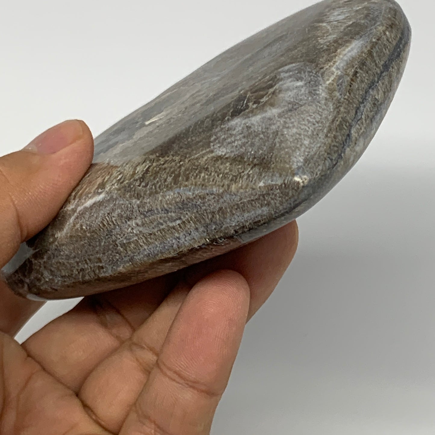 298.2g,4"x4"x0.9" Natural Chocolate Gray Onyx Heart Polished @Morocco,B18761